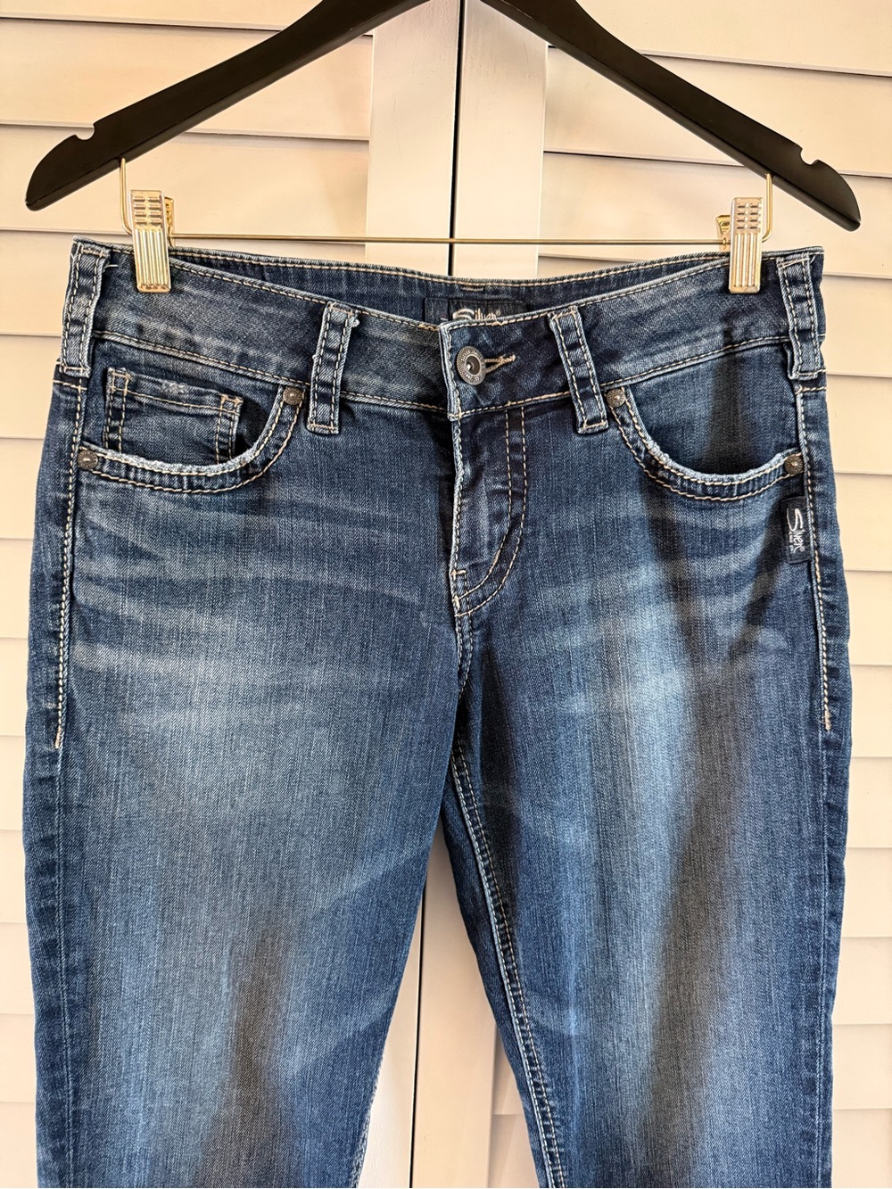 Silver Jeans Women's Dark Blue Elyse Capri Jeans Size 28